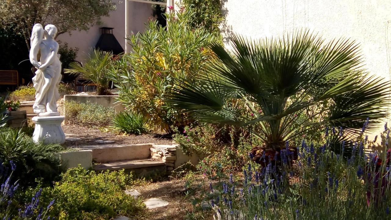 En Avignon 30133 Les Angles Apartment Les Angles  Exterior photo
